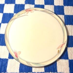 Vintage Mikasa cake plate